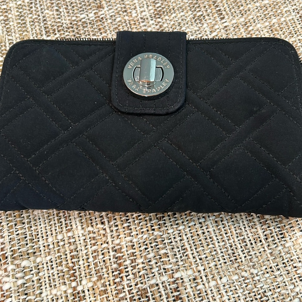 Vera Bradley Wallet/ Clutch